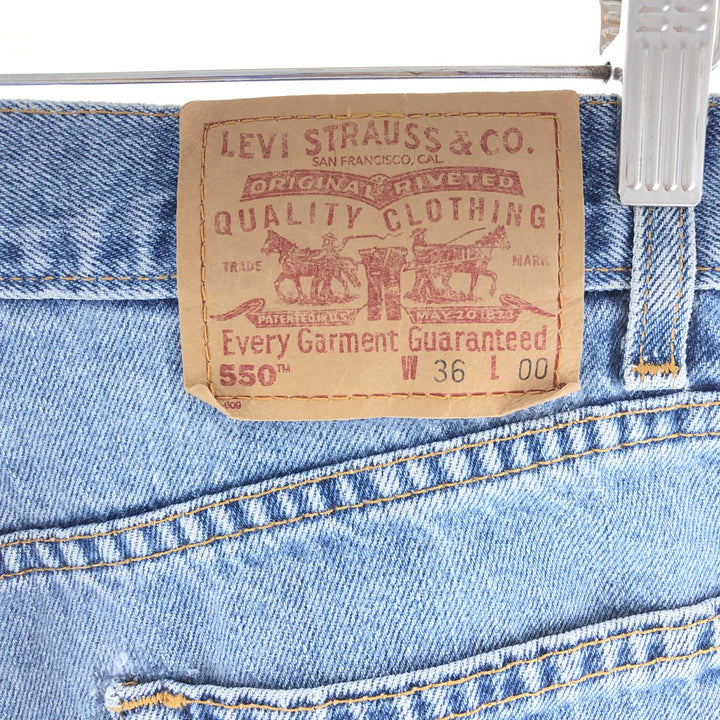 00'S Levi's 550 CLASSIC RELAXED FIT denim shorts, men's w35 / eaa382277