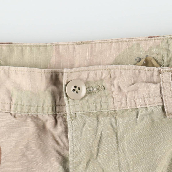 1990'S US Military Issue Camouflage Pattern 3C Desert Camo Ripstop Military Cargo Pants Combat Pants Made in USA Small-Short Nylon Beige type Vintage Second Hand