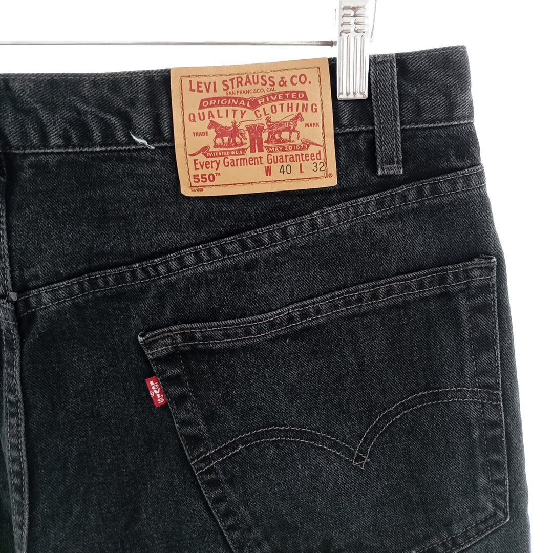 Big size 00'S Levi's 550 Relaxed Fit black denim tapered denim pants for men, W39 equivalent / eaa401080