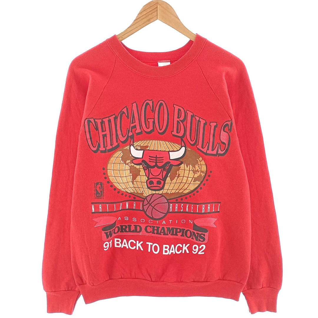 90'S Fruit of the Loom Chicago Bulls Logo Sweatshirt, Made in USA, Men's L Size, Vintage /eaa403946