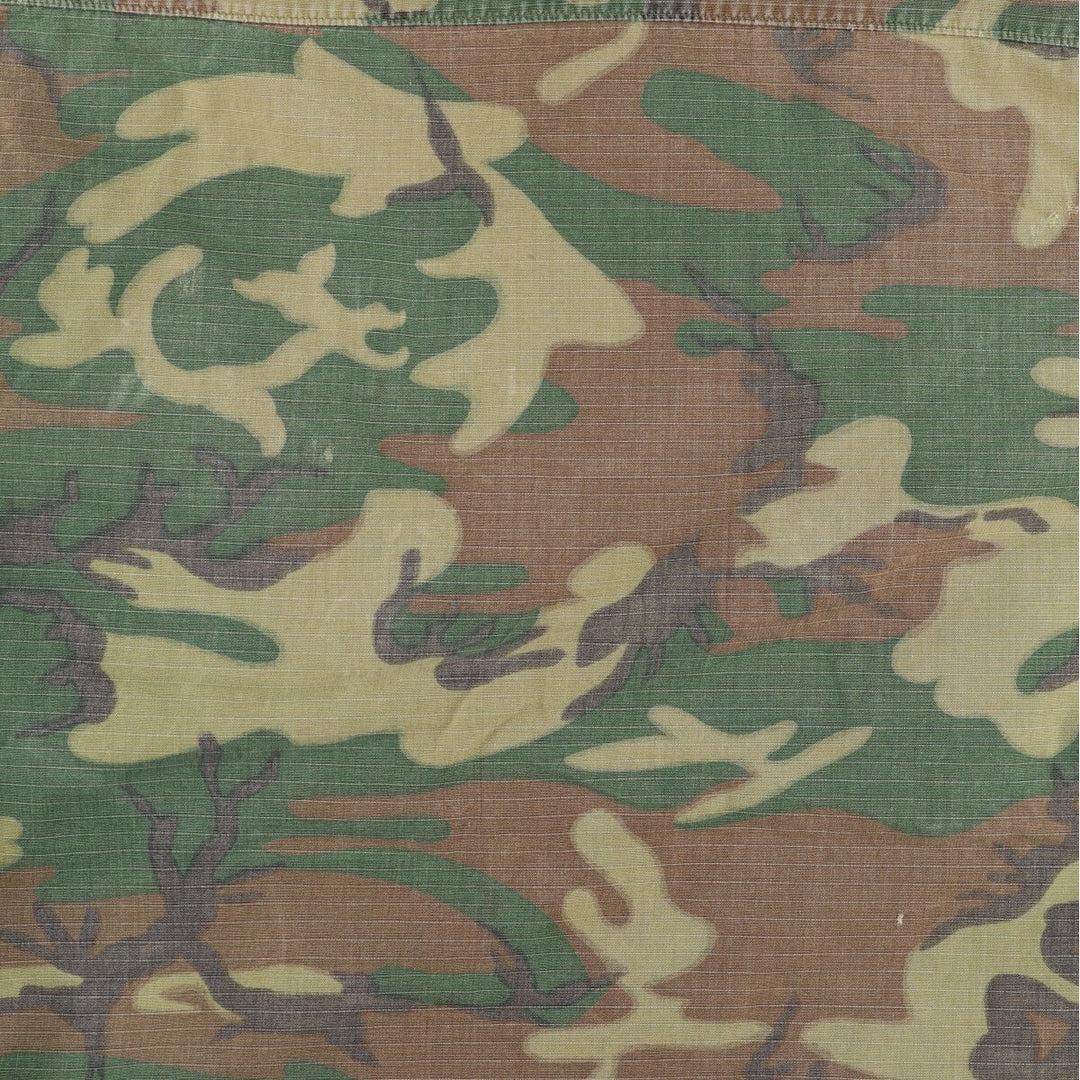 US Military Jungle Fatigue 5th Camouflage Pattern Military Combat Jacket Made in USA Men's M Size Vintage /eaa411739