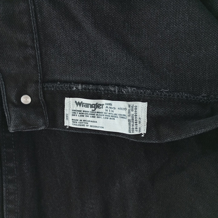 Vintage 90'S Wrangler 936WBK black denim tapered denim pants for men, size W36. cotton black type Vintage Second Hand