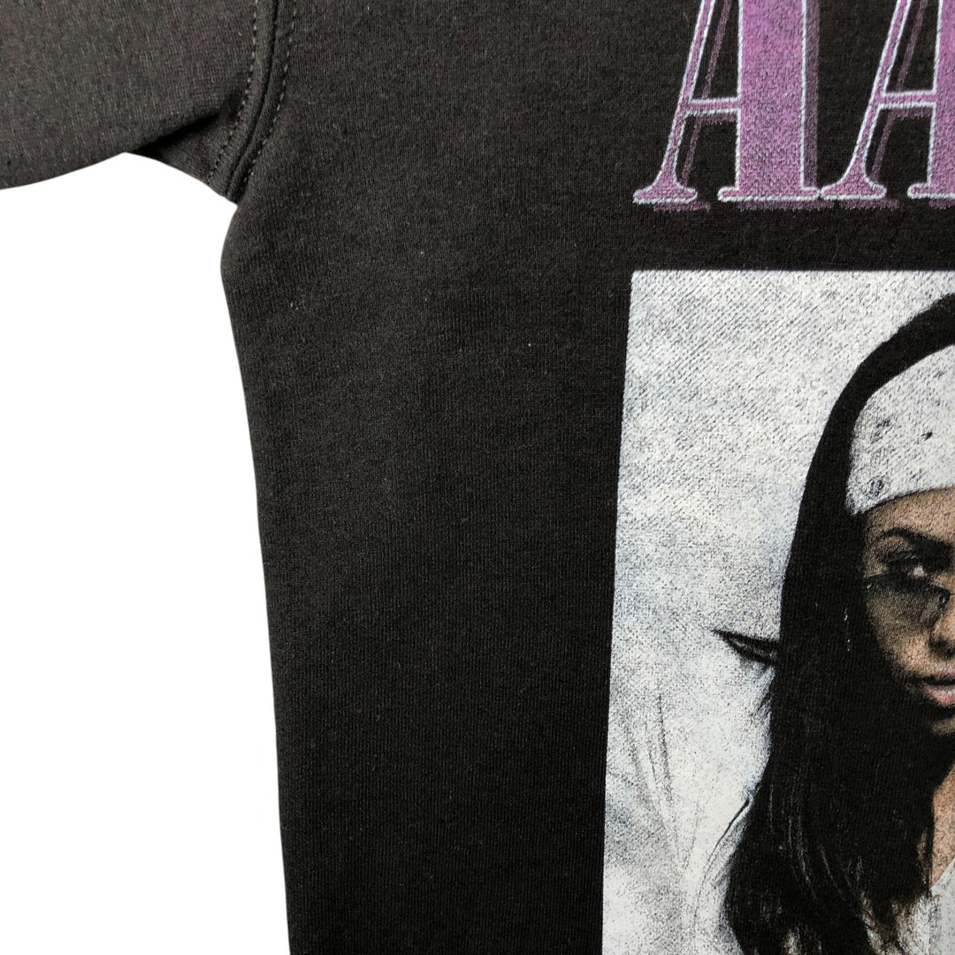 Gildan AALIYAH Band Sweatshirt, Men's S Size cotton black type Vintage Second Hand