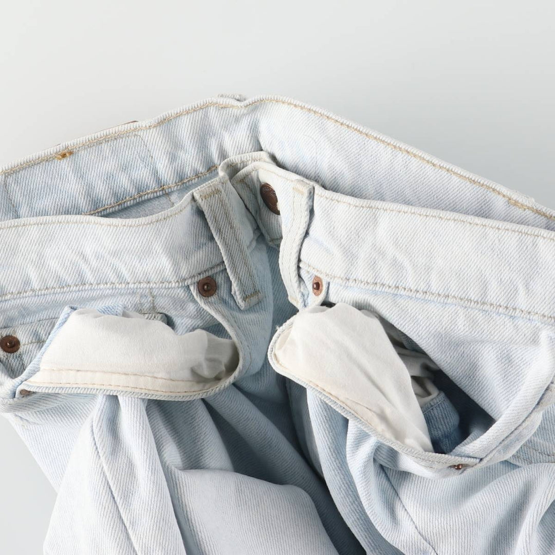 90'S Levi's 550-4804 Relaxed Fit Tapered Leg Denim Pants, Made in USA, Men's, Size W31, Vintage cotton Blue type light blue Vintage Second Hand
