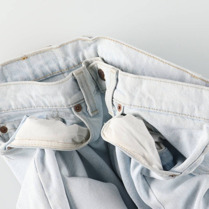 90'S Levi's 550-4804 Relaxed Fit Tapered Leg Denim Pants, Made in USA, Men's, Size W31, Vintage cotton Blue type light blue Vintage Second Hand