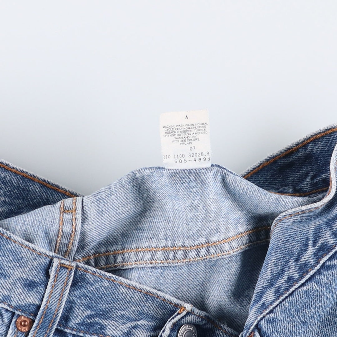 00'S Levi's 505 REGULAR FIT tapered denim pants for men, size w33 cotton Blue type light blue Vintage Second Hand