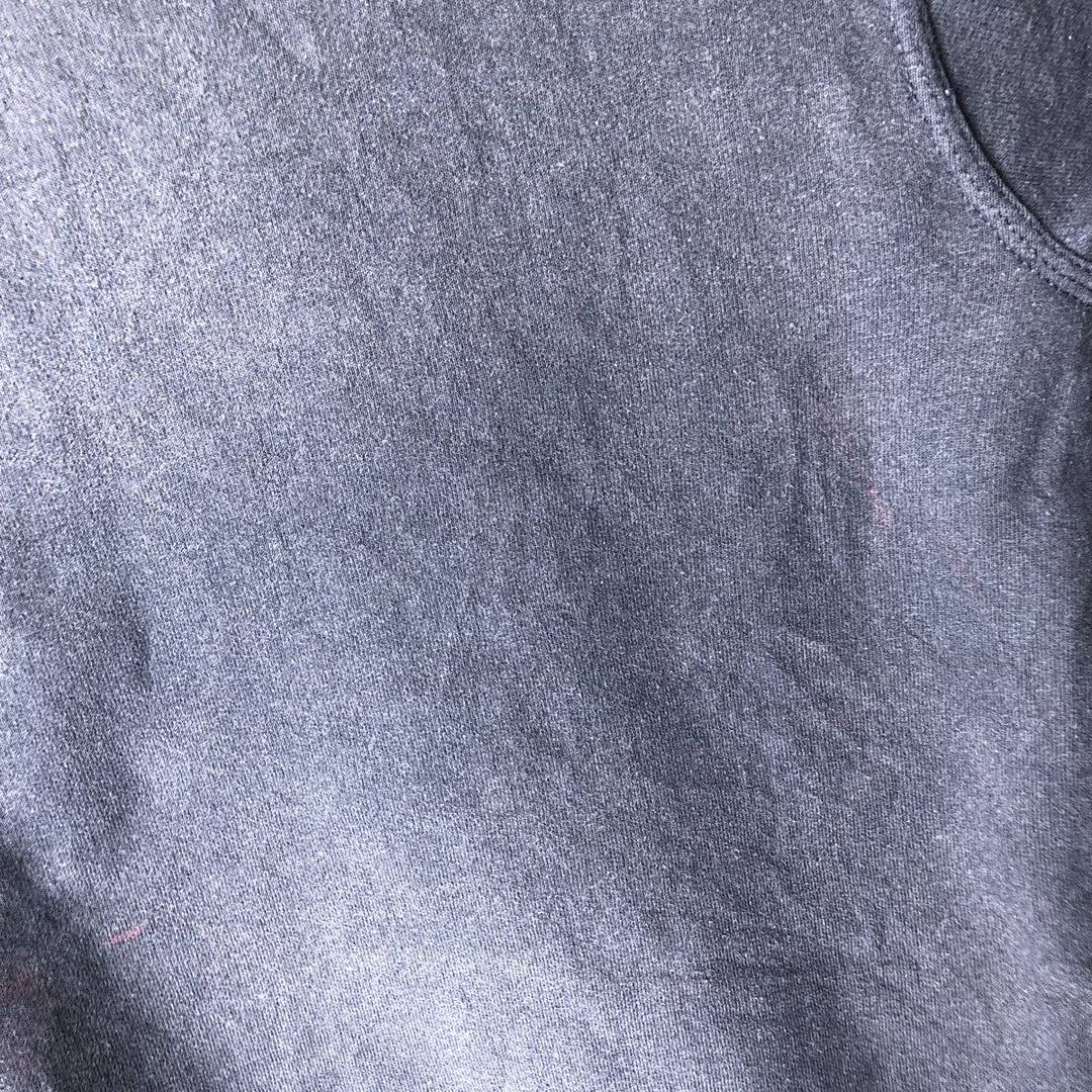 Champion Authentic One-Point Logo Sweatshirt, Men's Size M cotton navy blue type Vintage Second Hand