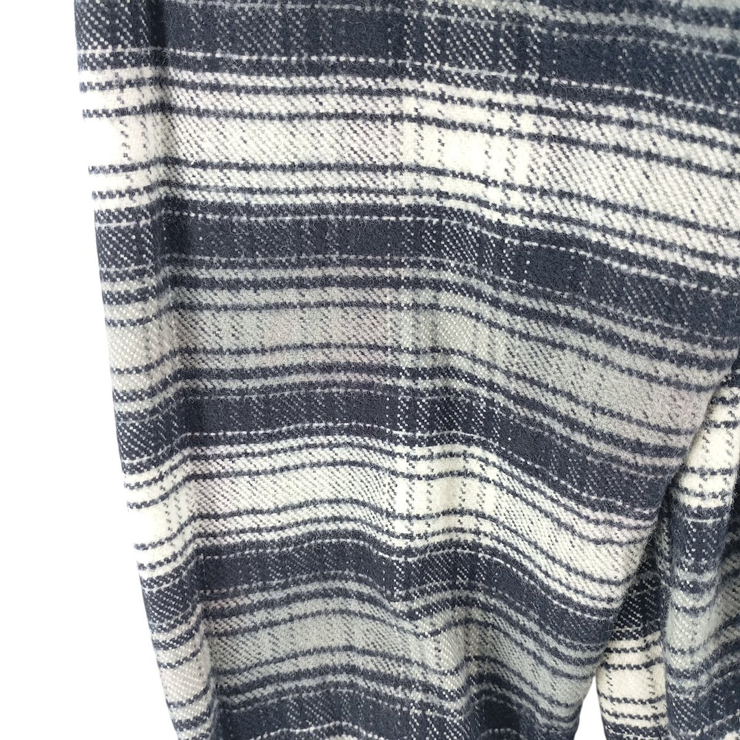 Vintage 90s-00'S St. John's Bay long-sleeved heavy flannel check box shirt, men's size small cotton navy blue type Vintage Second Hand