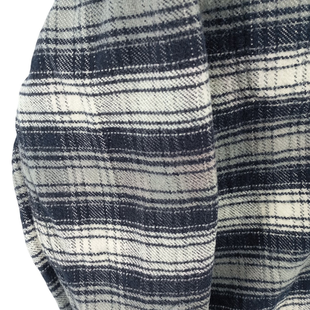 Vintage 90s-00'S St. John's Bay long-sleeved heavy flannel check box shirt, men's size small cotton navy blue type Vintage Second Hand