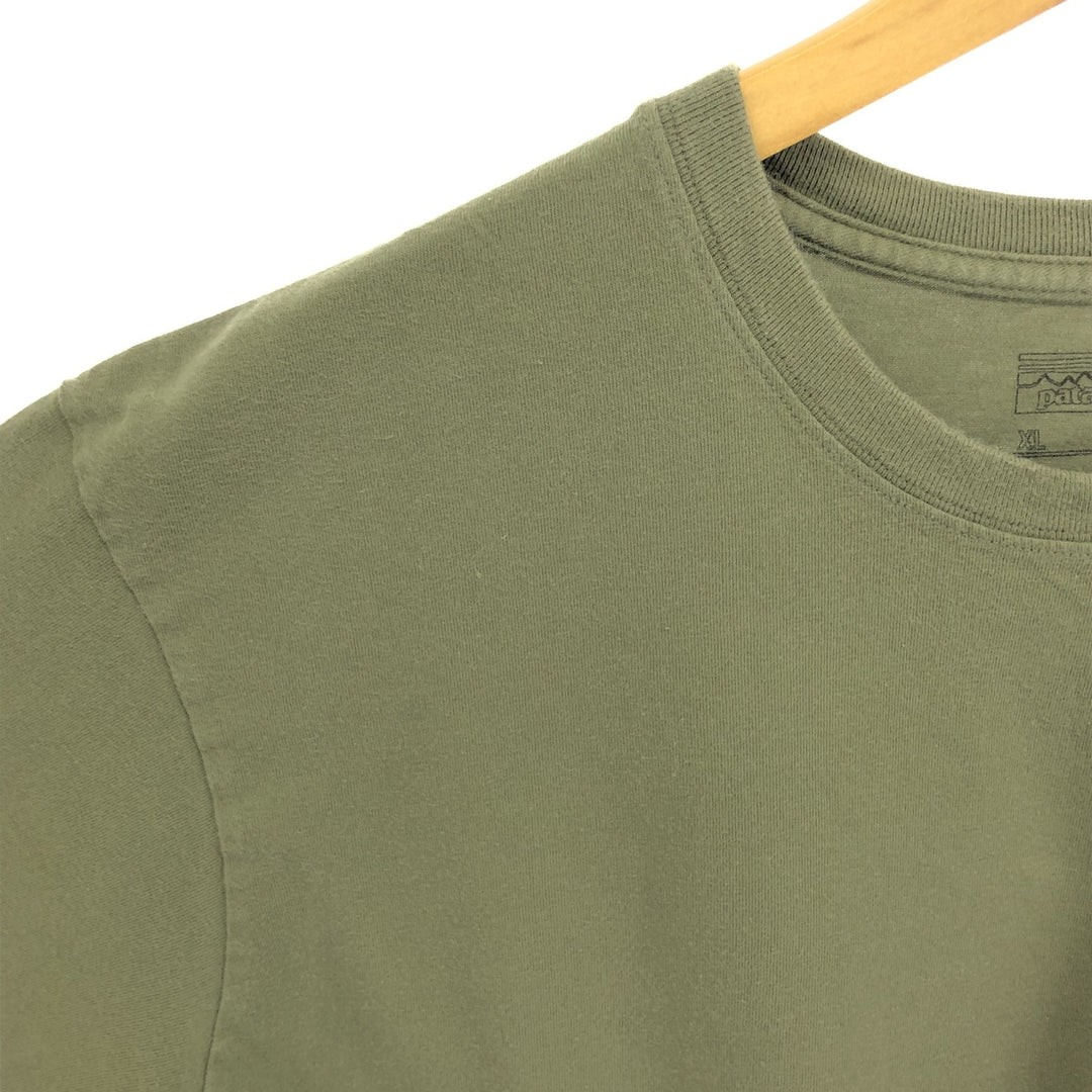 Patagonia REGULAR FIT 38906FA16 Back Print Short Sleeve Logo T-Shirt Men's XL cotton Khaki type sage green Vintage Second Hand
