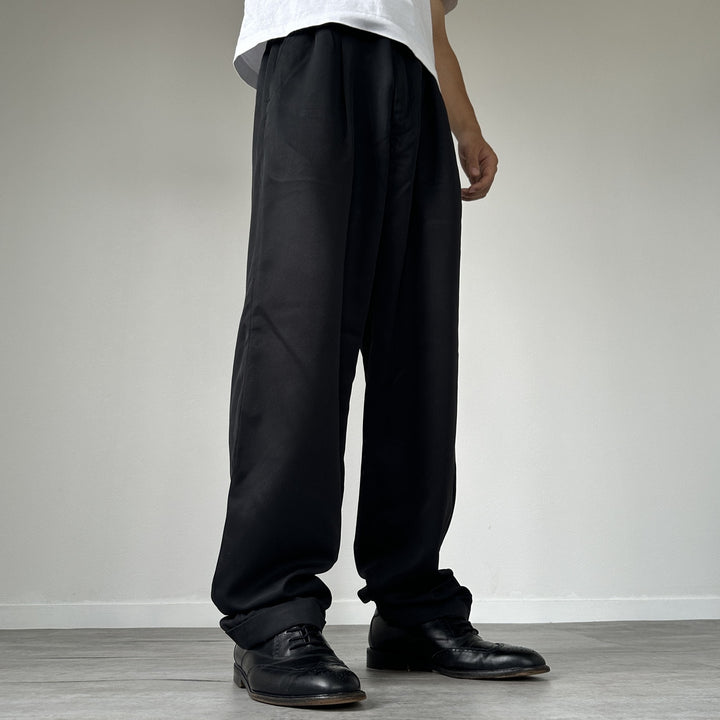 CLAIBORNE Two-pleat slacks pants for men, size w32 polyester black type Vintage Second Hand