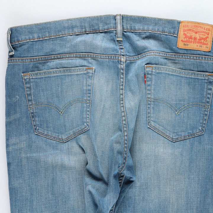 Levi's 569 straight denim pants for men, size W39 / eaa436971