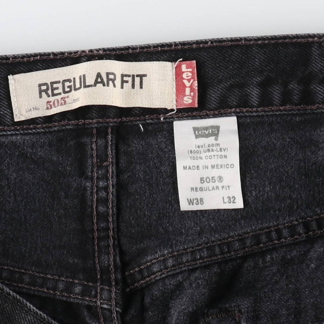 00'S Levi's 505 REGULAR FIT black denim tapered denim pants for men, size w37 / eaa439530