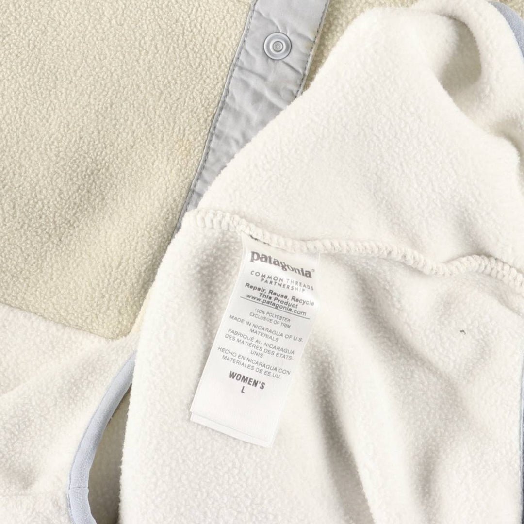 Patagonia Lightweight Synchilla Snap Tee (25455FA15) - Half-Snap Fleece Pullover, Women's Size L polyester white type Vintage Second Hand