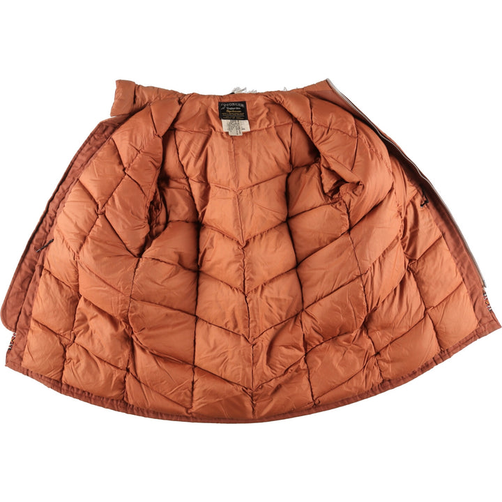 Vintage 1980'S Pioneer goose down parka, made in Canada, men's size XL cotton orange type Vintage Second Hand