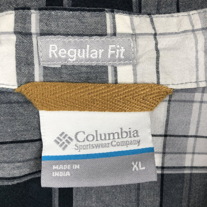 Columbia Regular Fit Short-Sleeve Cotton Check Shirt (Men's Size XL) cotton gray type Vintage Second Hand