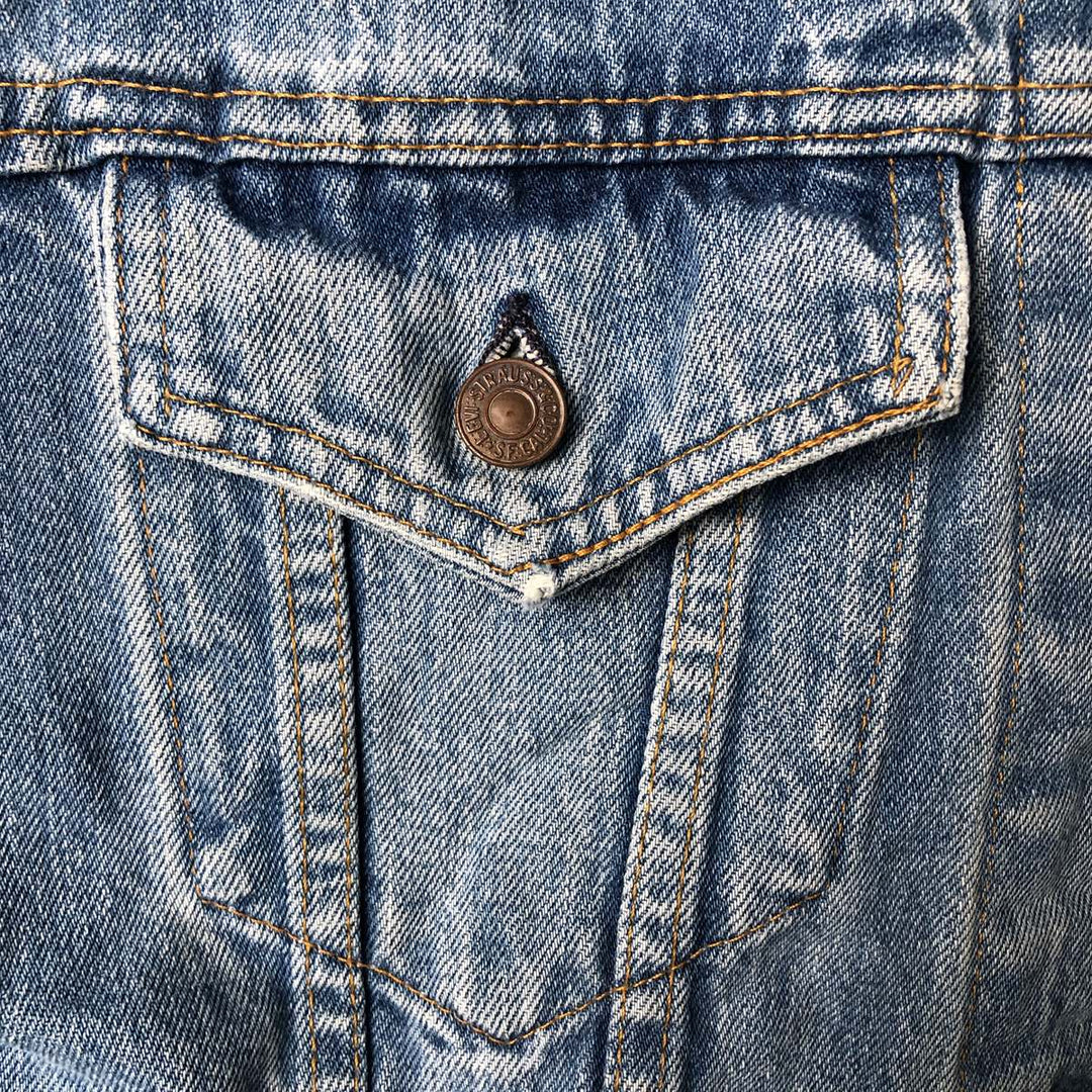 Levi's denim jacket, denim jacket, men's size L unclear blue type Vintage Second Hand