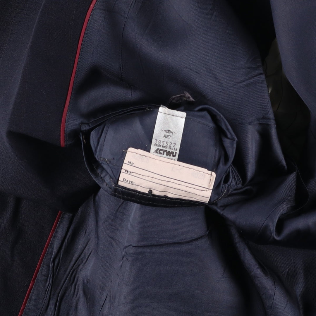 Athletic Fit Stripe Pattern Double-Breasted Peak Lapel Wool Tailored Jacket, Made in USA, Men's Size Medium wool black type Vintage Second Hand