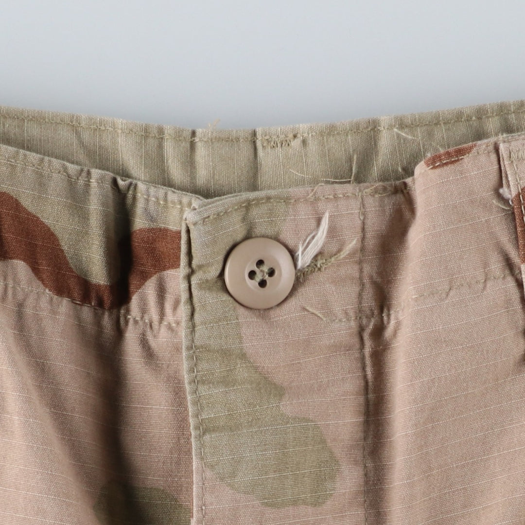 90'S US Military Camouflage Pattern 3C Desert Camo Ripstop Military Cargo Combat Pants, Made in USA, Men's Size W30 Nylon Khaki type Vintage Second Hand