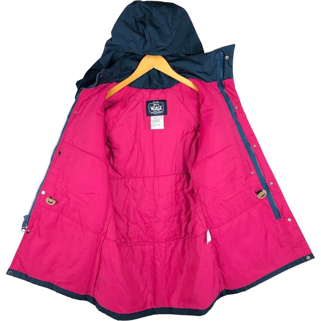 Vintage 1980'S Woolrich padded mountain parka, shell jacket, and puffer jacket, made in the USA, size M, women's. polyester navy blue type Vintage Second Hand