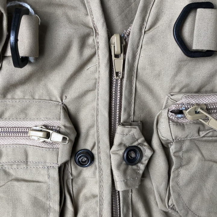 RIO BRAVO Fishing Vest, Men's Size L polyester Beige type Vintage Second Hand