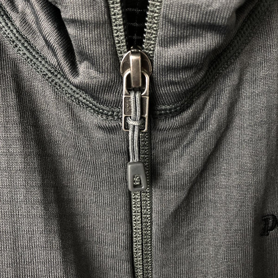 Patagonia Regulator R1 Full-Zip Fleece Jacket (40127FA13), Men's Size Medium polyester gray type Vintage Second Hand