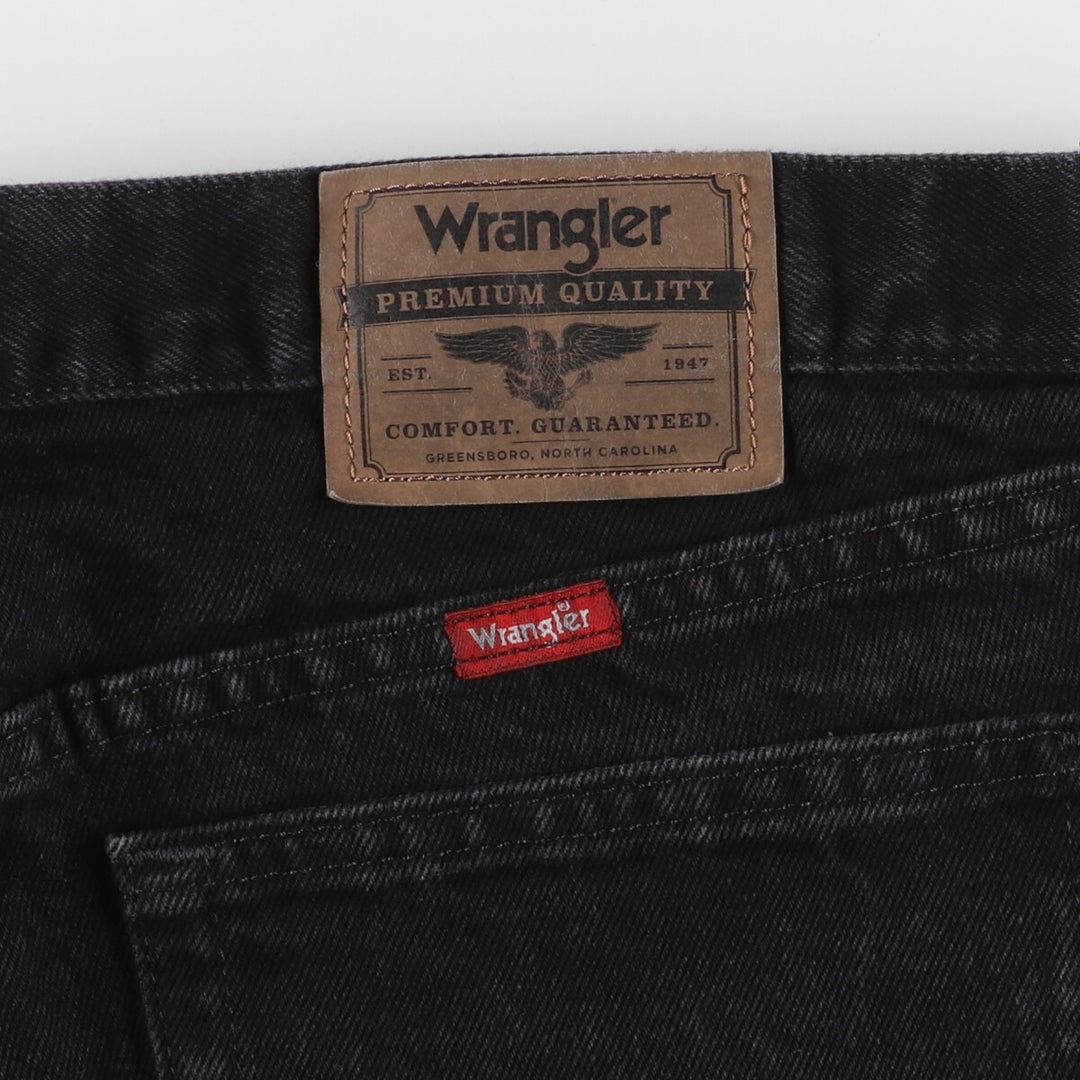 Wrangler Black Denim Tapered Denim Pants Men's W33 / eaa461743