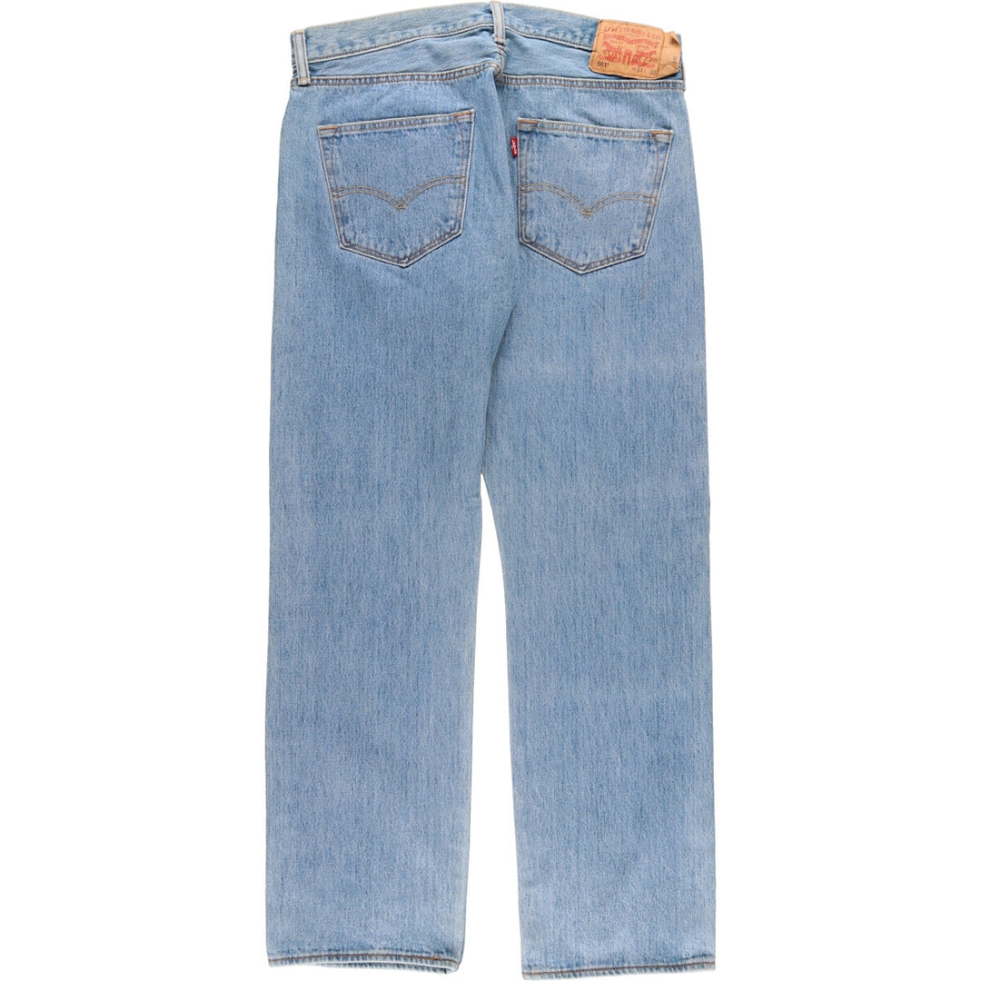 Levi's 501 straight denim pants for men, equivalent to W35 / eaa466122