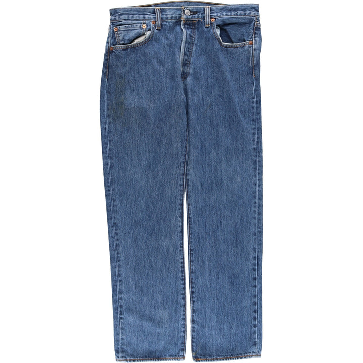 Levi's 501 straight denim pants for men, equivalent to W32 / eaa467472