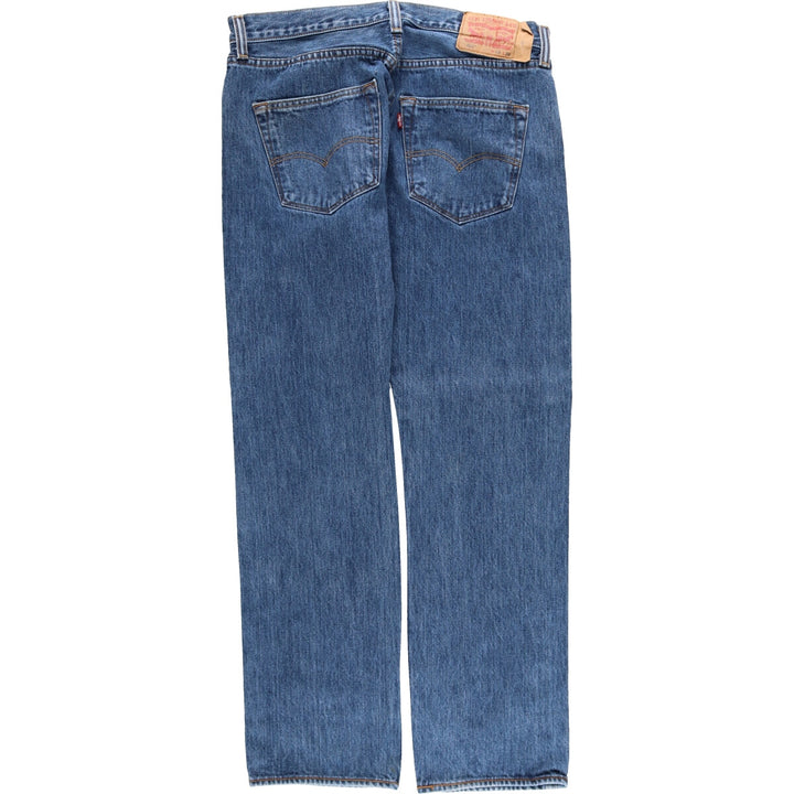 Levi's 501 straight denim pants for men, equivalent to W32 / eaa467472