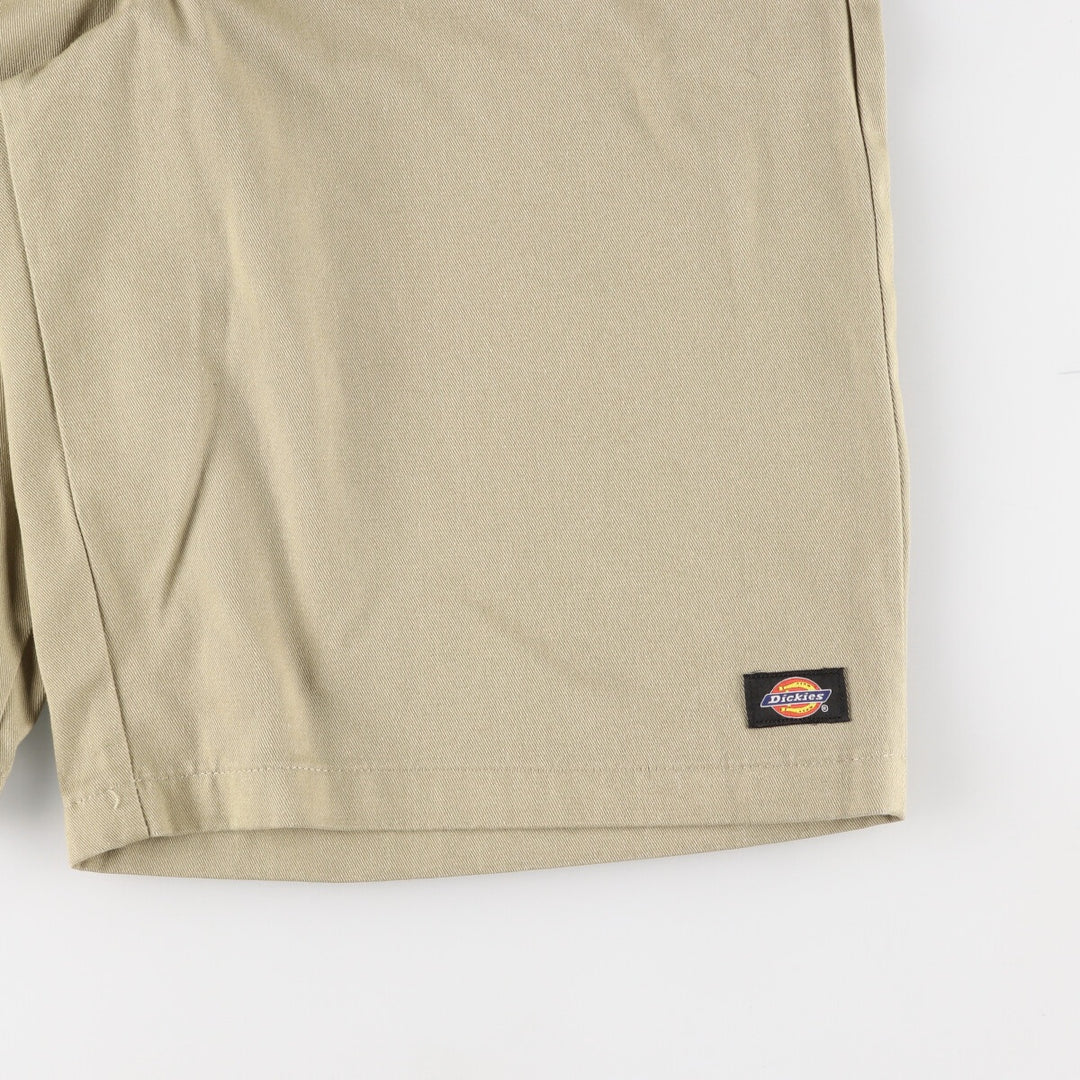 Dickies Loose Fit Work Shorts, Half Pants, Men's, W37 equivalent polyester Beige type Vintage Second Hand