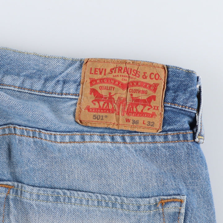 Levi's 501 straight denim pants for men, equivalent to W37 / eaa471490