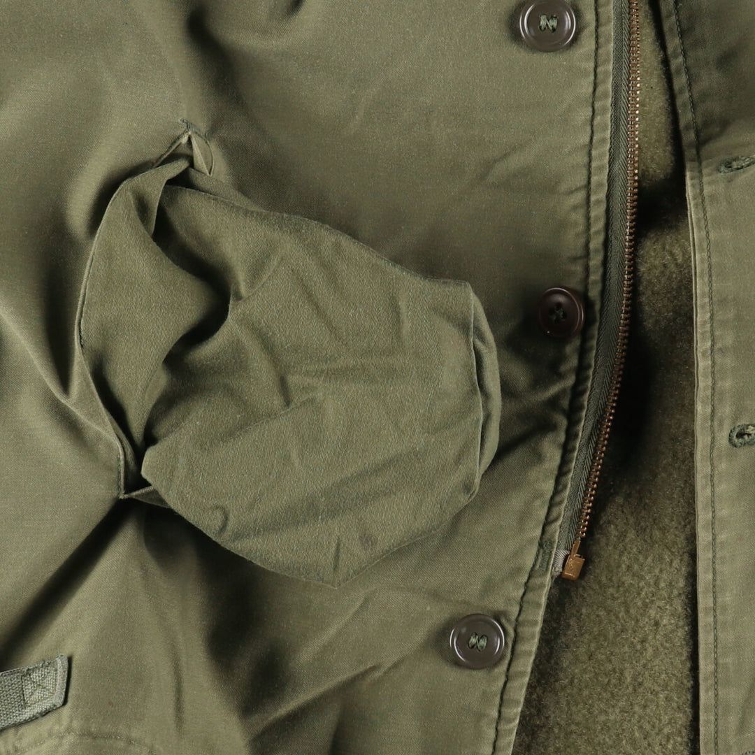 Special Price: Authentic 1970'S US Military A-2 Deck Jacket, Made in USA, Men's Medium (Size 38-40), Vintage unclear Khaki type sage green Vintage Second Hand