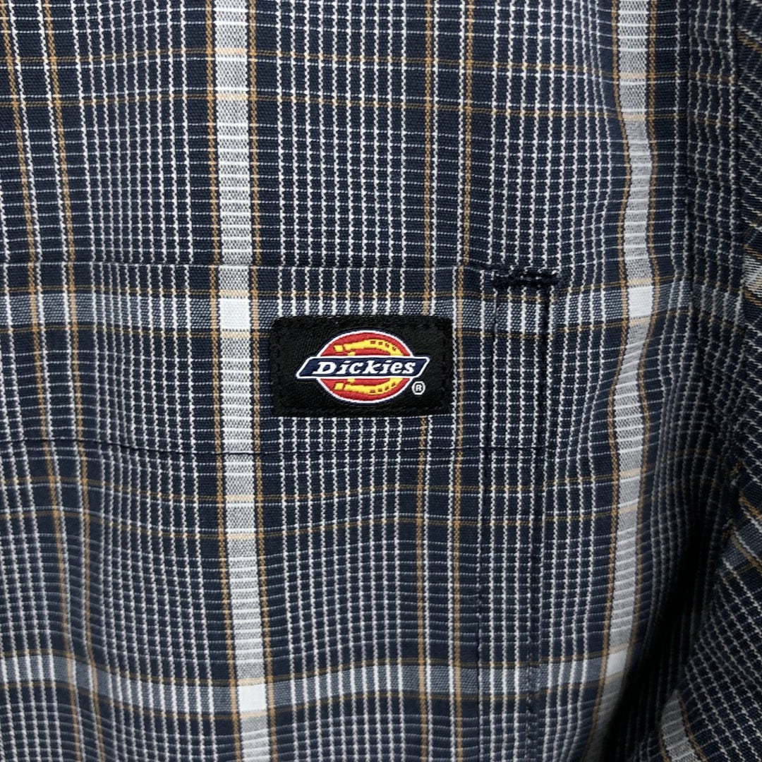 Dickies Relaxed Fit Check Pattern Button-Down Short-Sleeve Work Shirt (Men's Size M) cotton navy blue type Vintage Second Hand