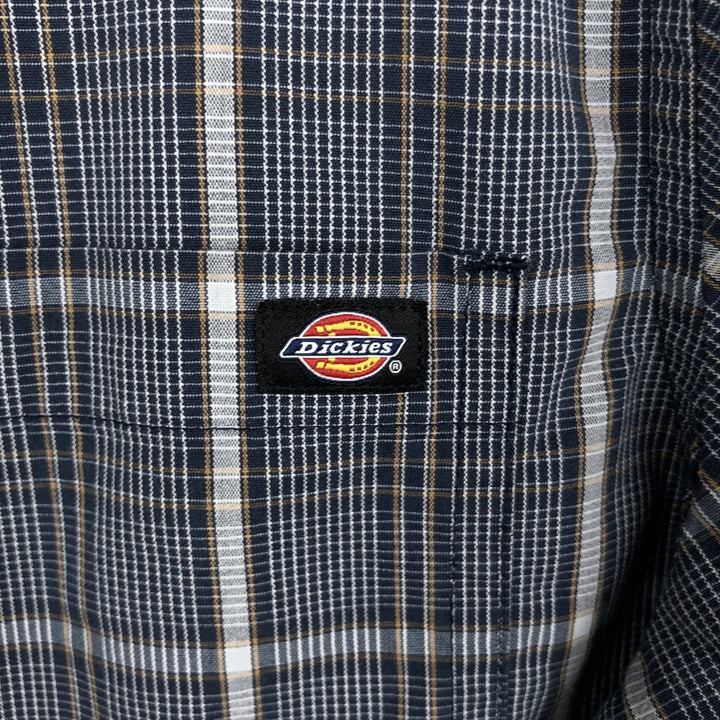 Dickies Relaxed Fit Check Pattern Button-Down Short-Sleeve Work Shirt (Men's Size M) cotton navy blue type Vintage Second Hand