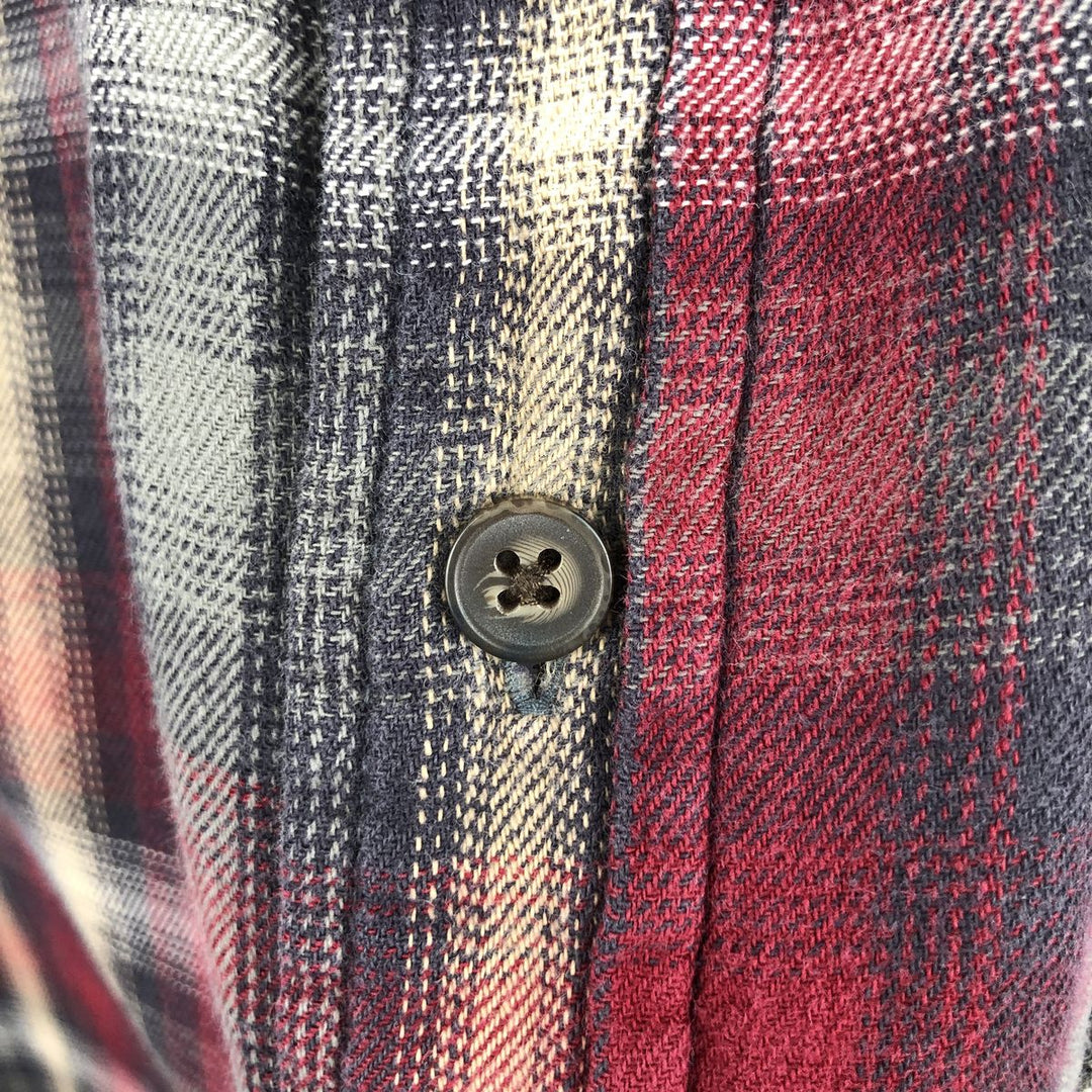 St. John's Bay Long-Sleeve Button-Down Light Flannel Check Shirt, Men's Size L (approx.) cotton red type Vintage Second Hand