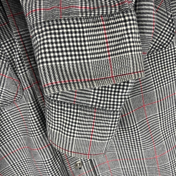 1970'S Eddie Bauer Black Tag Long-Sleeve Flannel Check Shirt, Made in USA, Men's Size M (Equivalent), Vintage cotton gray type Vintage Second Hand