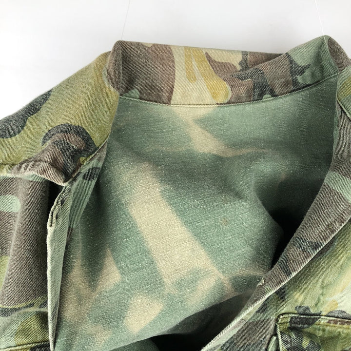 Camouflage open-collar military shirt, boxy fit, men's size M (approx.) unclear Khaki type Vintage Second Hand