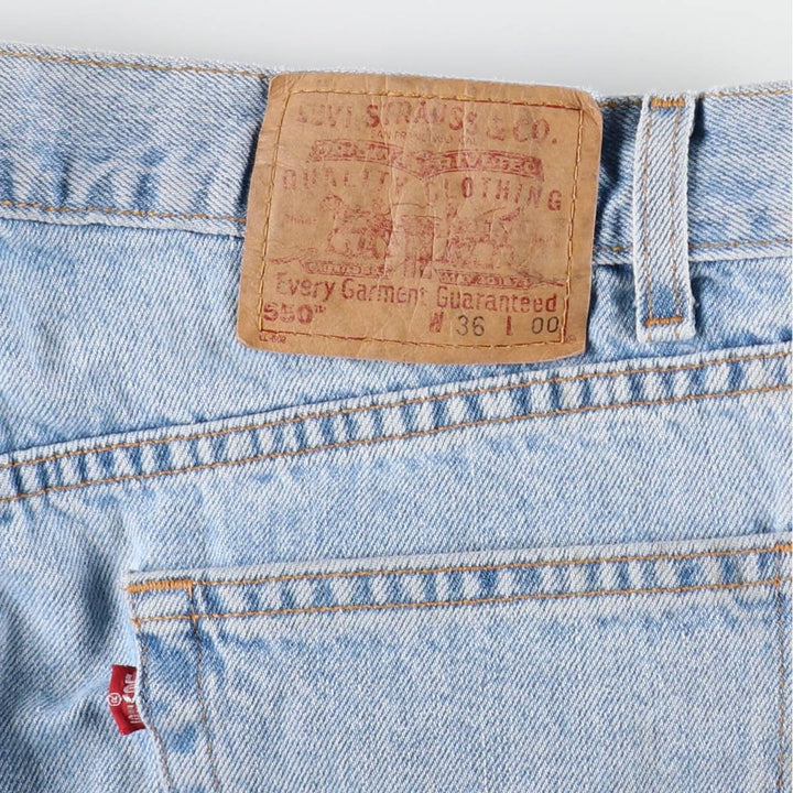 90'S Levi's 550 Relaxed Fit 35550-1836 Denim Shorts, Men's W35 (approx.), Vintage. cotton Blue type light blue Vintage Second Hand