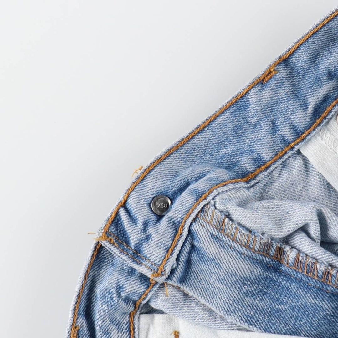 90'S Levi's 550 Relaxed Fit 35550-1836 Denim Shorts, Men's W35 (approx.), Vintage. cotton Blue type light blue Vintage Second Hand