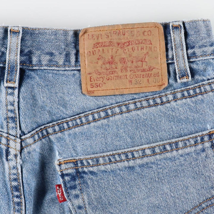 00'S Levi's 550 Relaxed Fit Denim Shorts for Men, Size W31 cotton Blue type light blue Vintage Second Hand