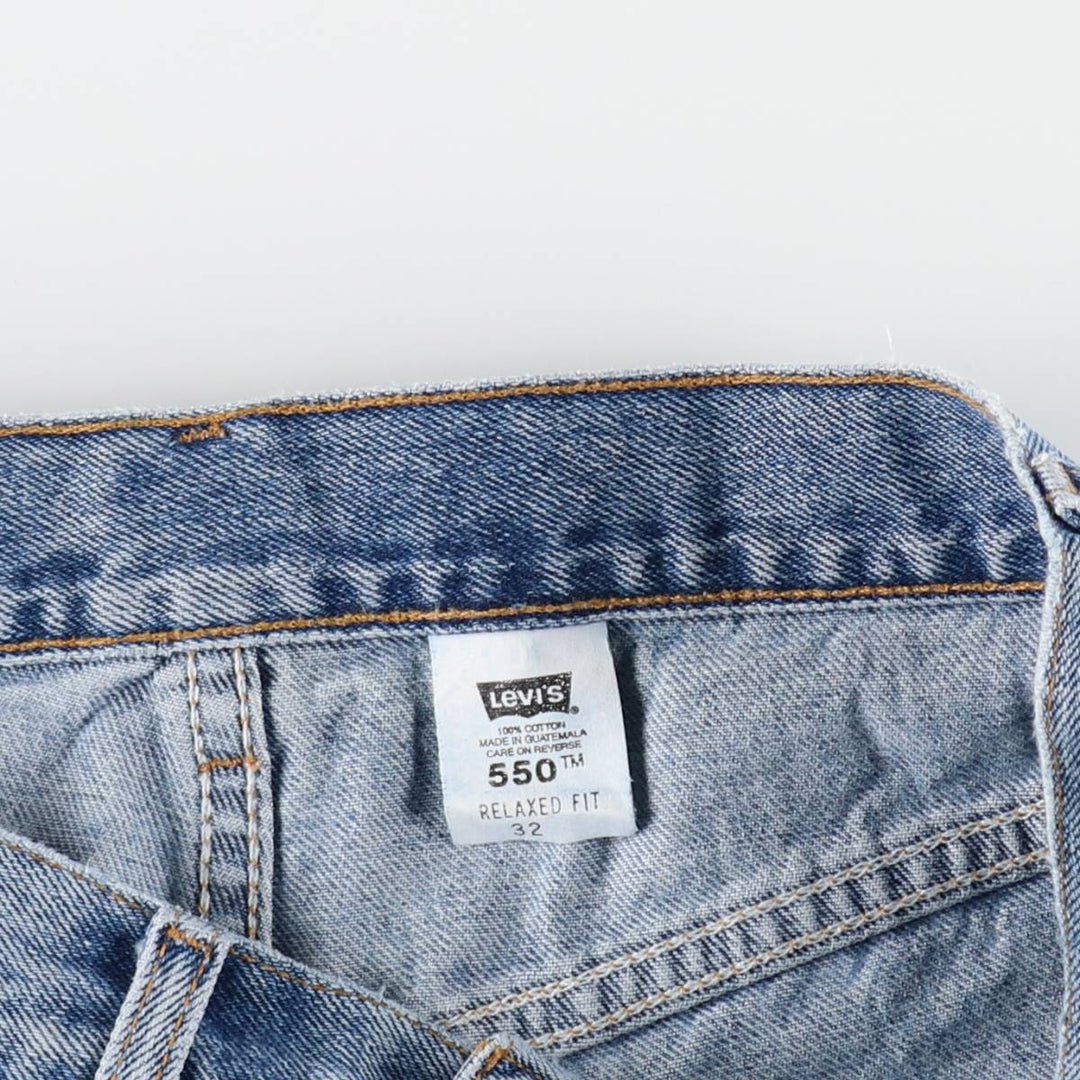 00'S Levi's 550 Relaxed Fit Denim Shorts for Men, Size W31 cotton Blue type light blue Vintage Second Hand