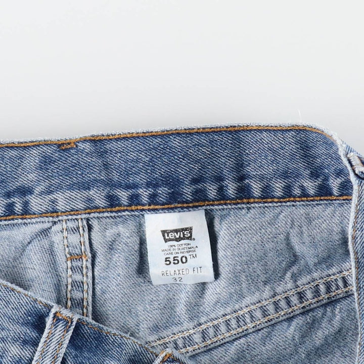 00'S Levi's 550 Relaxed Fit Denim Shorts for Men, Size W31 cotton Blue type light blue Vintage Second Hand