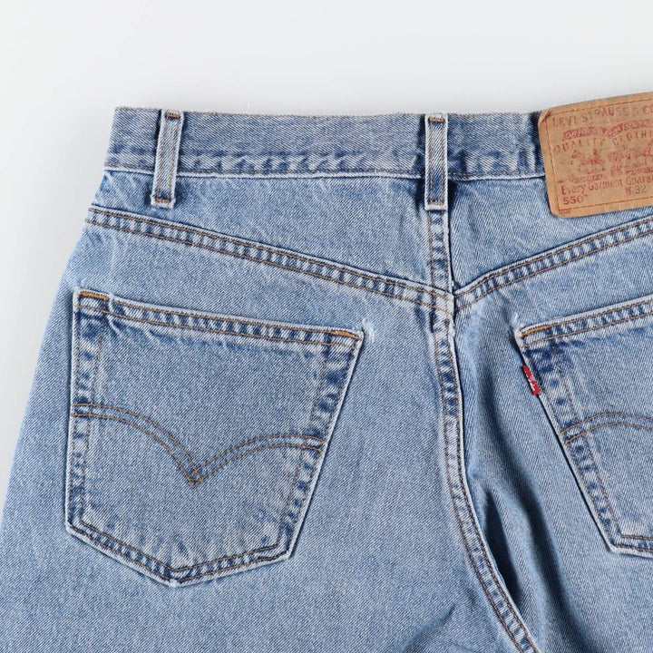 00'S Levi's 550 Relaxed Fit Denim Shorts for Men, Size W31 cotton Blue type light blue Vintage Second Hand
