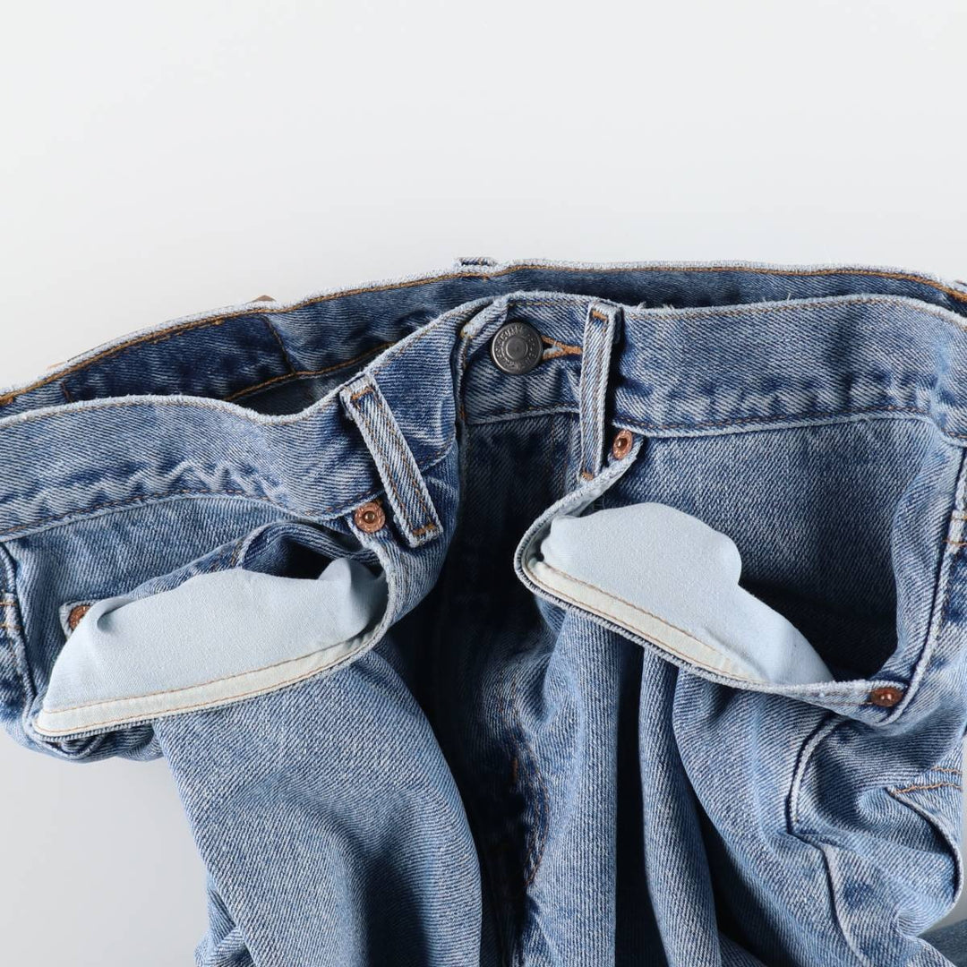 00'S Levi's 550 Relaxed Fit Denim Shorts for Men, Size W31 cotton Blue type light blue Vintage Second Hand