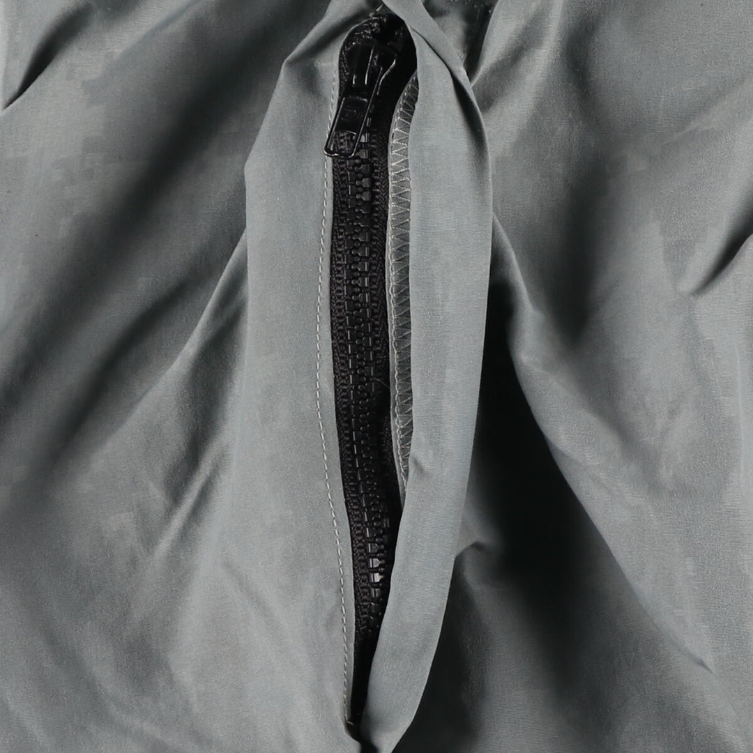 Genuine US military item, 00'S USARMY IPFU training jacket, camouflage pattern ACU digital camo nylon jacket, made in USA, men's size M /eaa478968