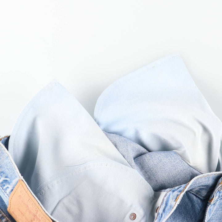 2000'S Levi's 550 Relaxed Fit Tapered Denim Pants, Men's Size 36 cotton Blue type light blue Vintage Second Hand