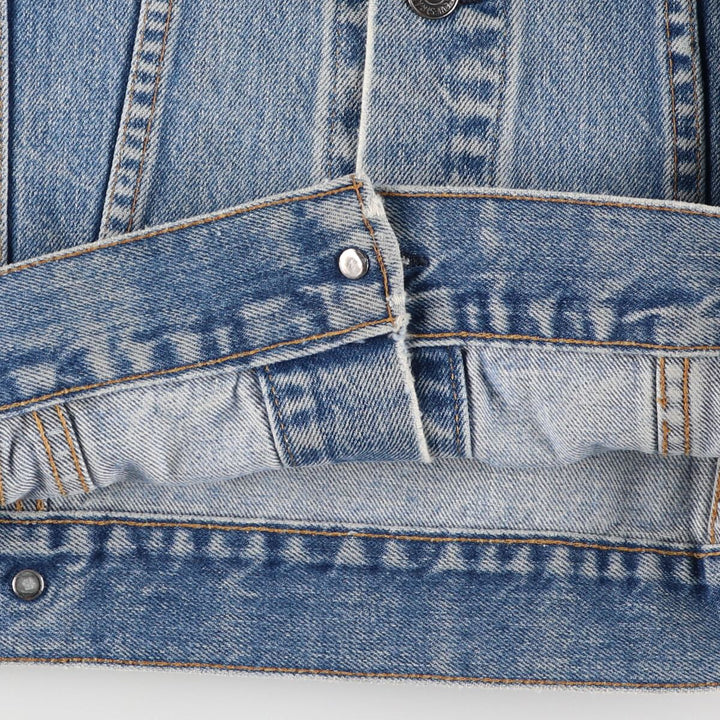 70s~80'S Levi's 71205-0217 denim jacket with care tag, made in USA, men's size M, vintage /eaa481205