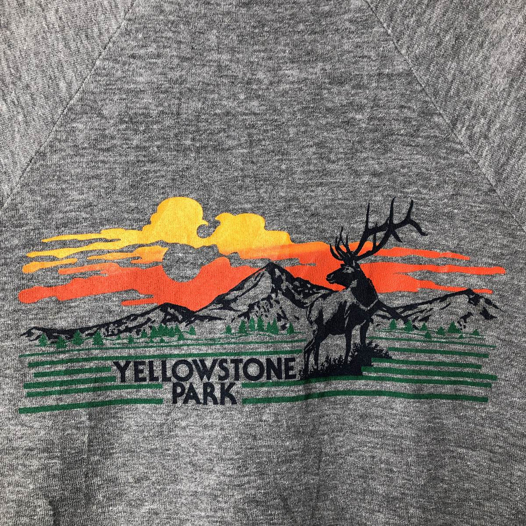 Vintage 70s-80'S sportswear reindeer pattern print sweatshirt, made in the USA, size M, men's polyester gray type Vintage Second Hand