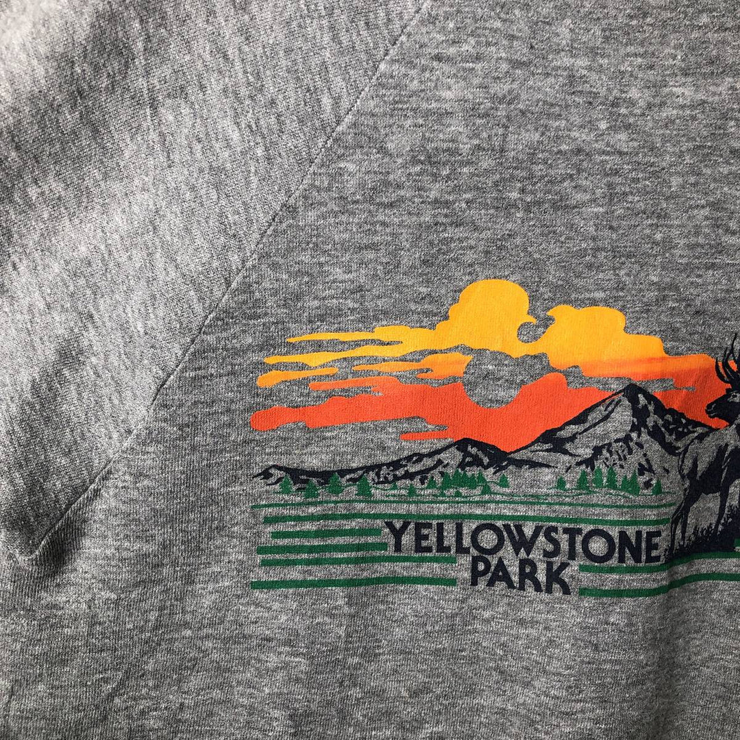 Vintage 70s-80'S sportswear reindeer pattern print sweatshirt, made in the USA, size M, men's polyester gray type Vintage Second Hand